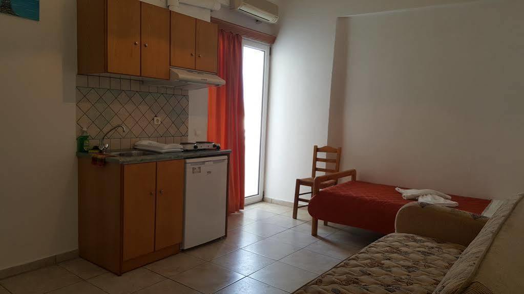 Sofia Apartments Sea View Jeorjúpoli Kültér fotó