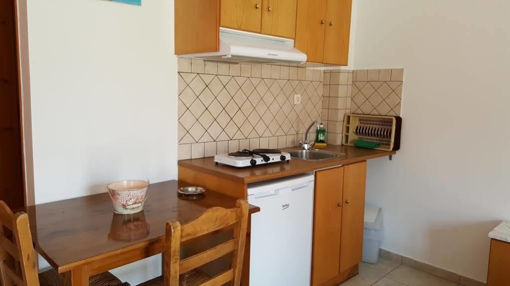 Sofia Apartments Sea View Jeorjúpoli Kültér fotó