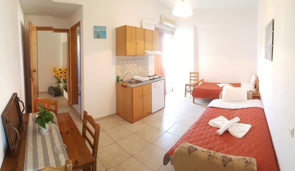 Sofia Apartments Sea View Jeorjúpoli Kültér fotó